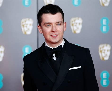 asa butterfield height|Asa Butterfield: 13 facts about the Sex Education star。